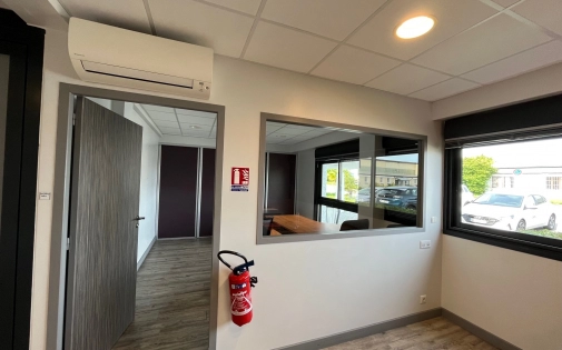 Locaux à la location 